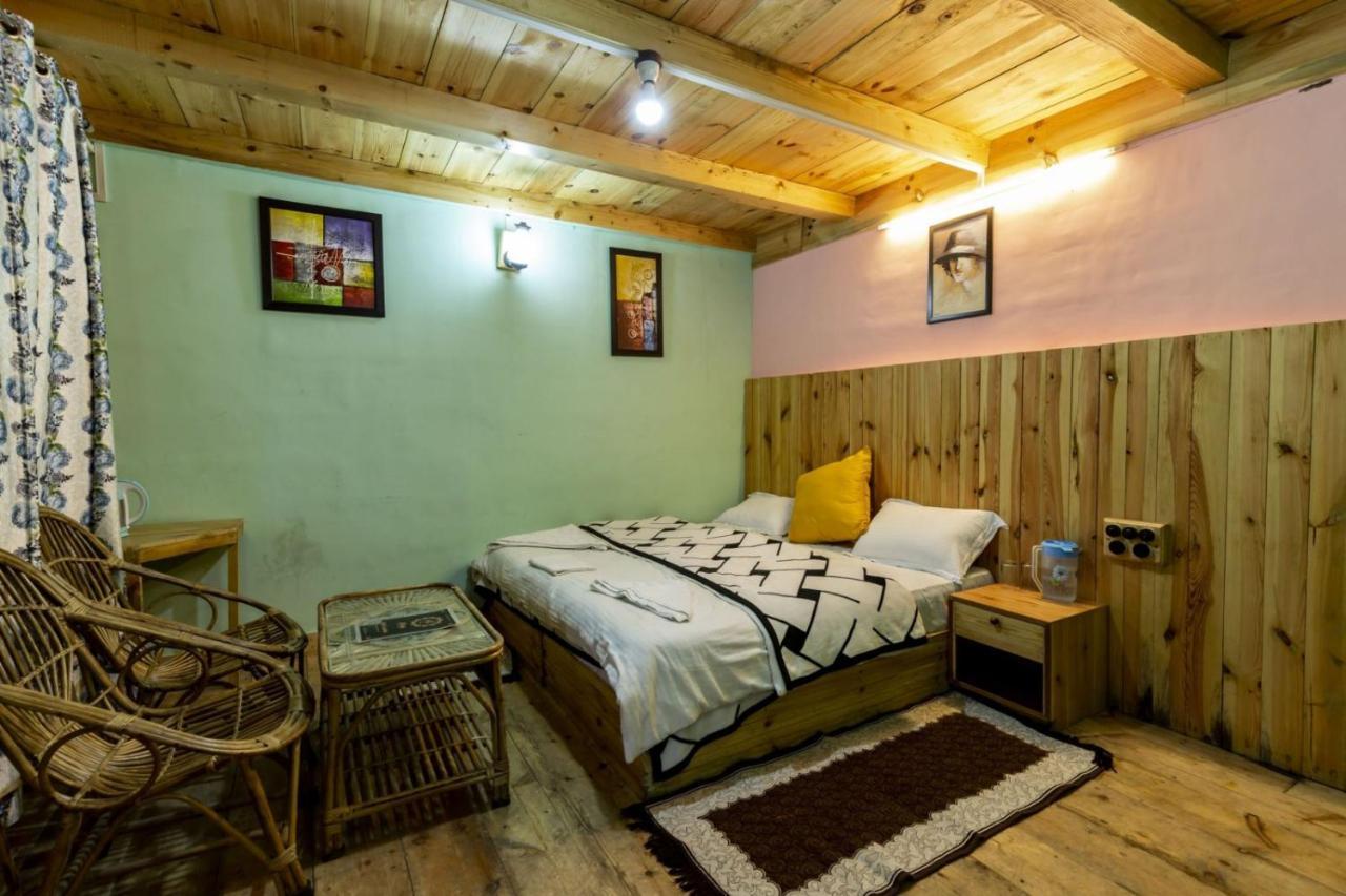 Mid Conifer Cottage Далхаузі Екстер'єр фото